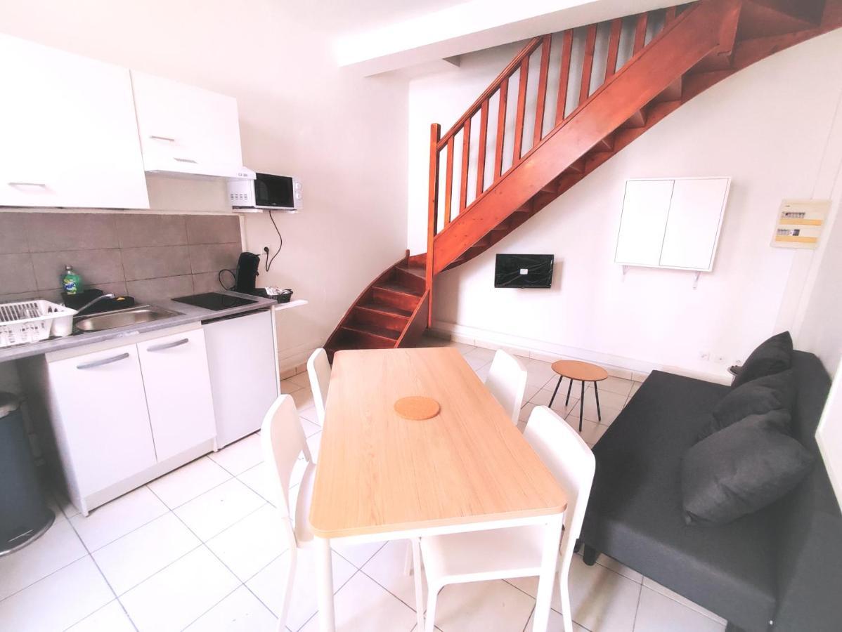 Appartement Cosy En Centre Centre-Ville . . . นีมส์ ภายนอก รูปภาพ