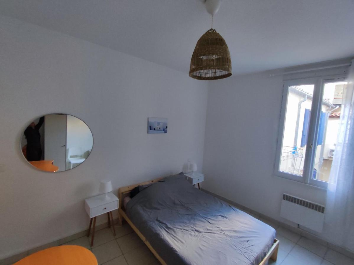 Appartement Cosy En Centre Centre-Ville . . . นีมส์ ภายนอก รูปภาพ
