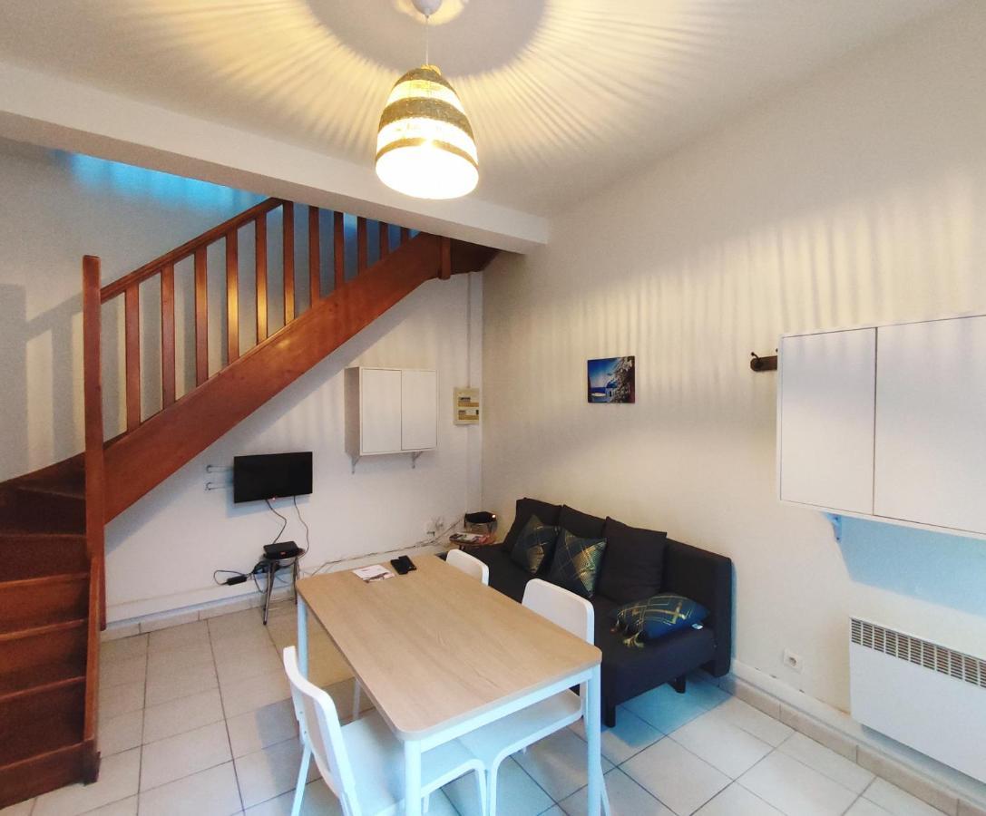 Appartement Cosy En Centre Centre-Ville . . . นีมส์ ภายนอก รูปภาพ