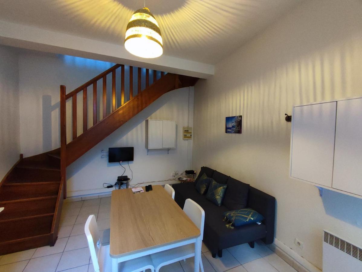 Appartement Cosy En Centre Centre-Ville . . . นีมส์ ภายนอก รูปภาพ